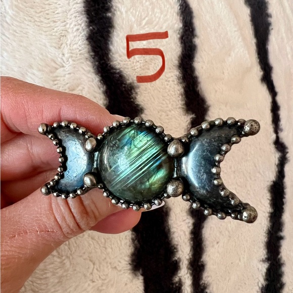 *NEW STOCK!* Witchy Lunar Cycle Labradorite + Pyrite Moon Ring 5 6 7 8 9 10 - Picture 6 of 12
